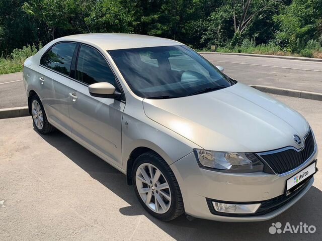 Skoda Rapid 1.6 AT, 2015, 76 000 км