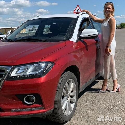Женщина Автоинструктор. Уроки вождения АКПП Женщина Автоинструктор. Уроки вождения АКПП