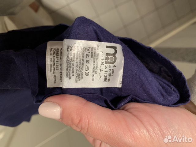 Платье для девочки на возраст 4-5 лет Платье для девочки на возраст 4-5 лет