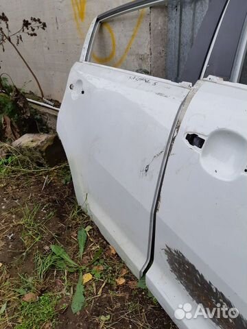 Дверь задняя правая KiA Sportage 3 спортейдж 3 Дверь задняя правая KiA Sportage 3 спортейдж 3