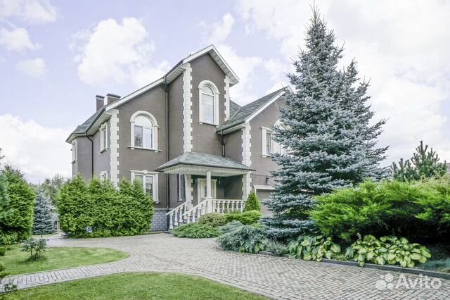 Дом 376 м² на участке 24 сот.