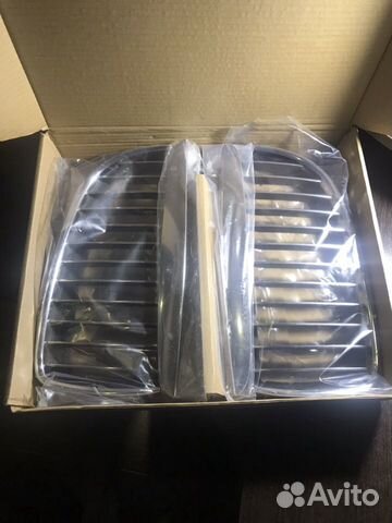 Решётка радиатора BMW e90 (дорест.) Решётка радиатора BMW e90 (дорест.)