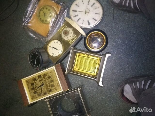 Часы на запчасти