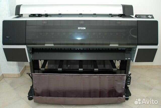 Профессиональный фотопринтер Epson 9890. А0+, 9 цв Профессиональный фотопринтер Epson 9890. А0+, 9 цв