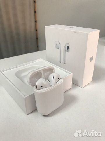 Беспроводные наушники AirPods Беспроводные наушники AirPods