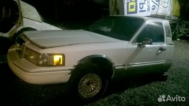 Линкольн таун кар