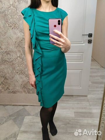 Платья