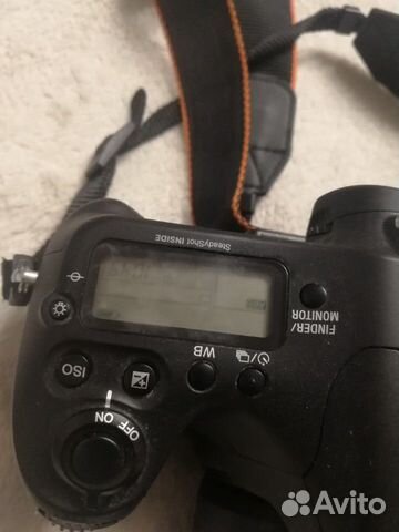 Зеркальный фотоаппарат