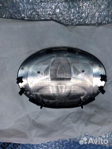 Эмблема toyota Land Cruiser 200 2015) Эмблема toyota Land Cruiser 200 2015)