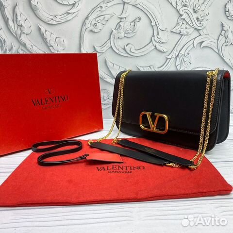 Новая женская сумка кожа через плечо Valentino Новая женская сумка кожа через плечо Valentino