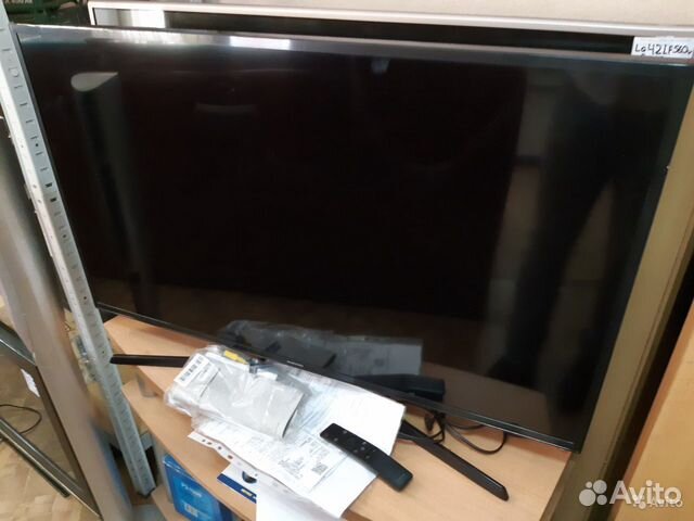 SAMSUNG UE40KU6000 Smart TV Wi-Fi 4K голосовое упр