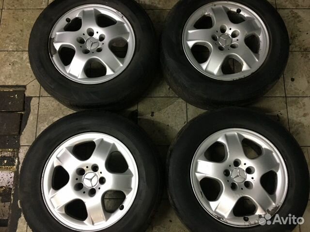 Мерседес Диски R17 ET52 8j 5x112 оригинальные Мерседес Диски R17 ET52 8j 5x112 оригинальные