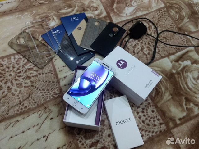 Телефон Motorola Z
