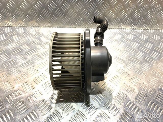 Мотор печки Ford Escape 2 2.3 2008 Мотор печки Ford Escape 2 2.3 2008