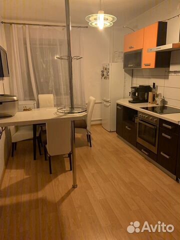 2-к квартира, 62 м², 2/9 эт.