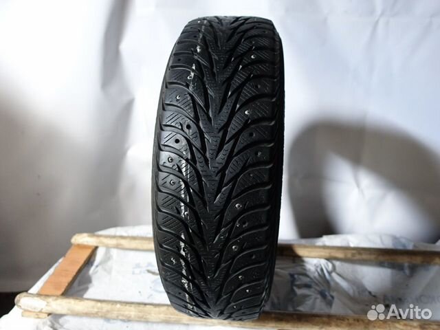 235 60 18 Yokohama Ice Guard Stud IG35 156KH