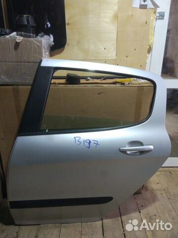 Дверь задняя левая Peugeot 308