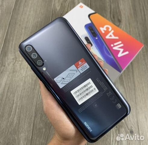 Xiaomi Mi A3 64Gb Черный Xiaomi Mi A3 64Gb Черный