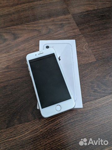 iPhone 8 64GB