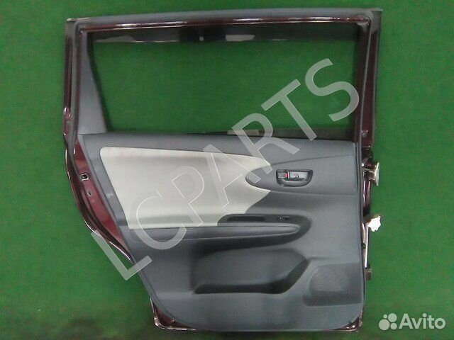 Дверь задняя левая Toyota Wish ZGE20 Дверь задняя левая Toyota Wish ZGE20