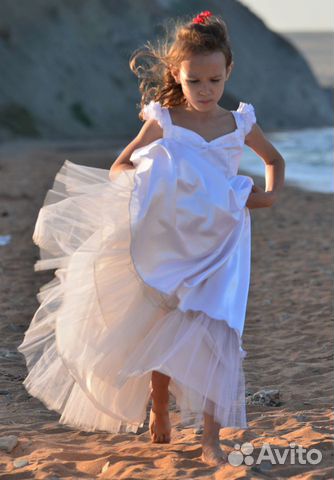 Платье нарядное/вечернее для девочки,рост 116-122 Платье нарядное/вечернее для девочки,рост 116-122