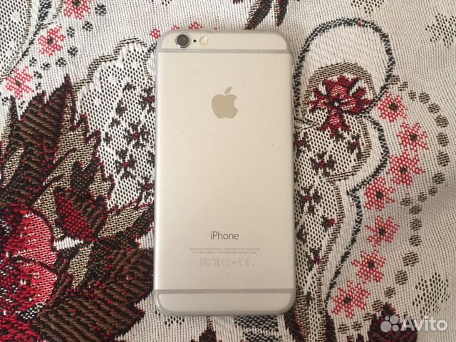Телефон iPhone