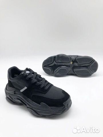 Кроссовки Balenciaga triple s черные женские Кроссовки Balenciaga triple s черные женские