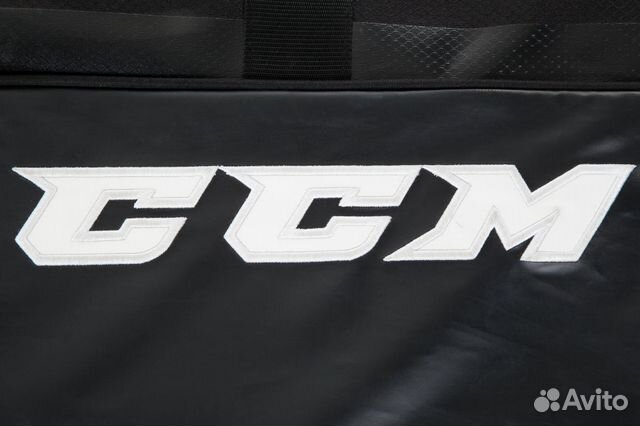 Баул CCM EBP270 (37 дюймов) на колесиках Баул CCM EBP270 (37 дюймов) на колесиках