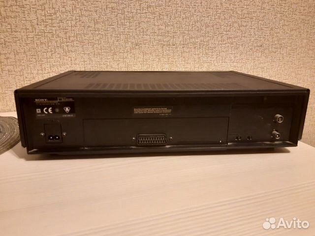 Видеомагнитофон Sony DA Pro 4 head SLV-E510EE Видеомагнитофон Sony DA Pro 4 head SLV-E510EE