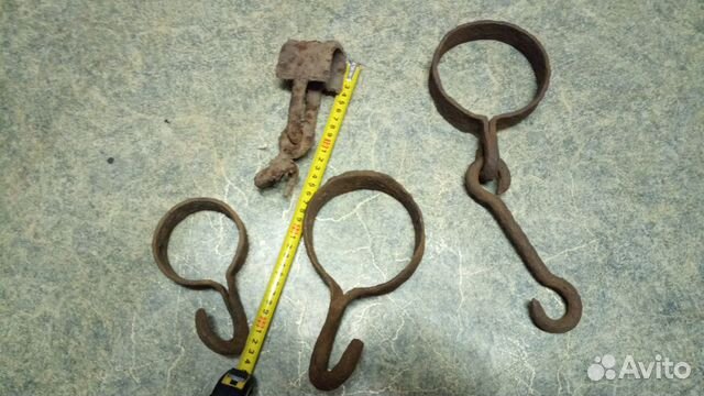 Крюки кованые