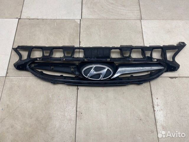 Решетка радиатора Hyundai Solaris 1 SB G4FA 2011 Решетка радиатора Hyundai Solaris 1 SB G4FA 2011