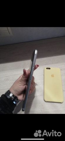 Телефон iPhone