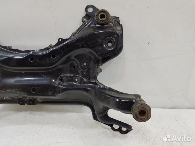 Подрамник передний Toyota Avensis T270 Подрамник передний Toyota Avensis T270