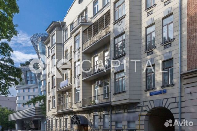 3-к квартира, 107 м², 1/5 эт.
