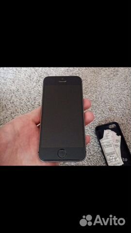 Телефон iPhone