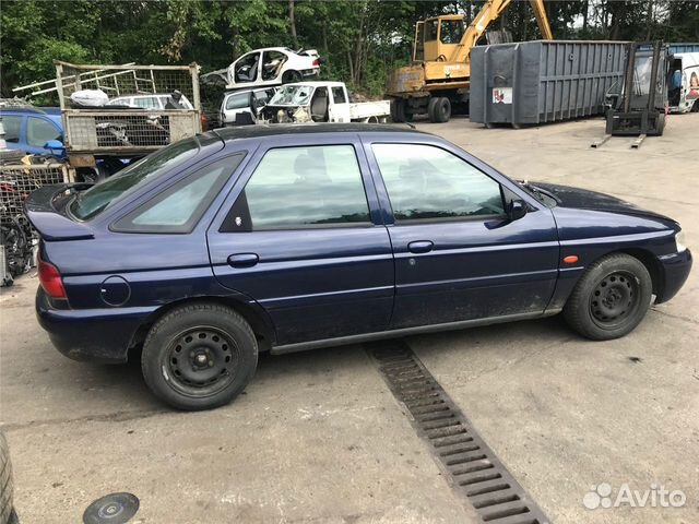 Разбор на запчасти Ford Escort 1995-1998