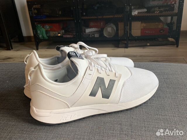 Кроссовки новые New Balance 247 оригинал 45,5р Кроссовки новые New Balance 247 оригинал 45,5р