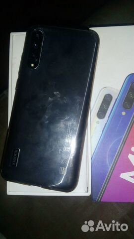 Телефон Xiaomi mi a3