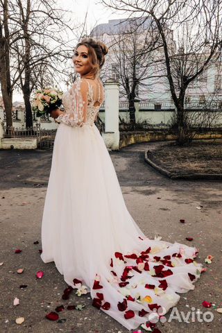 Свадебное платье