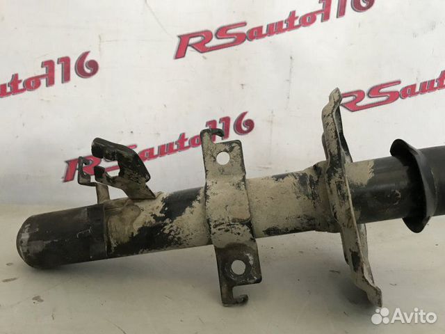 Амортизатор передний правый Nissan Qashqai J11