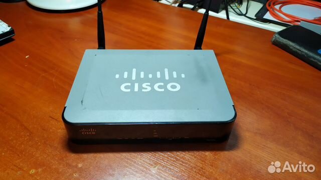 Cisco RV220W Gigabit роутер Cisco RV220W Gigabit роутер