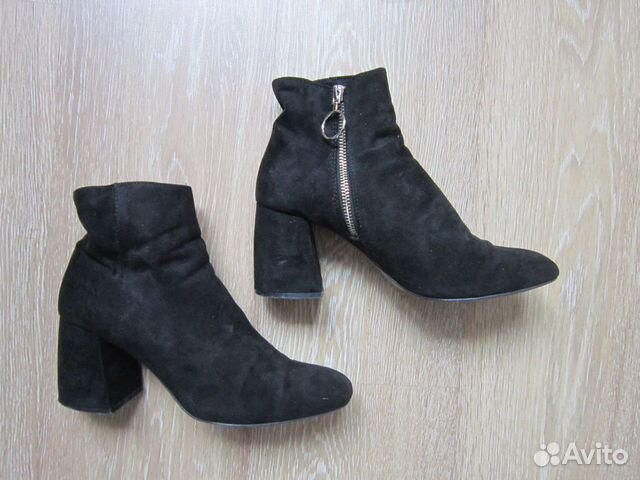 Ботильоны Stradivarius р.40 демисезонные Ботильоны Stradivarius р.40 демисезонные
