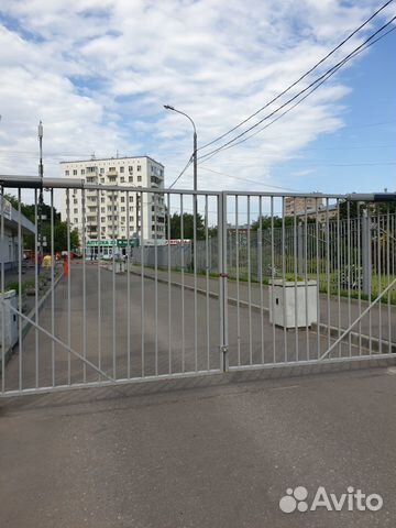 Ворота распашные с электроприводами