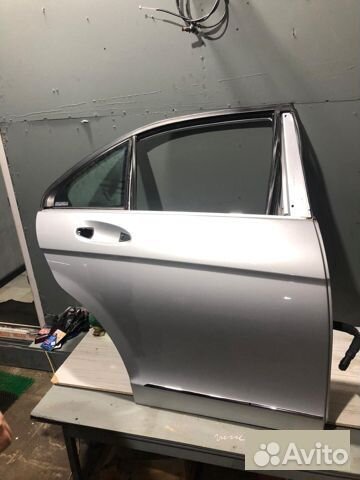 Дверь задняя правая Mercedes-Benz C-Class W204