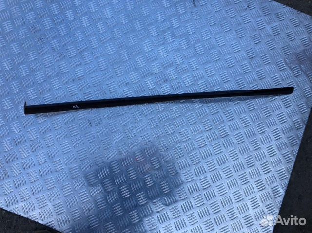 Накладка салонная Mercedes W211 A2116800471