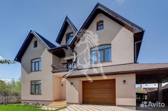 Дом 470 м² на участке 10 сот.