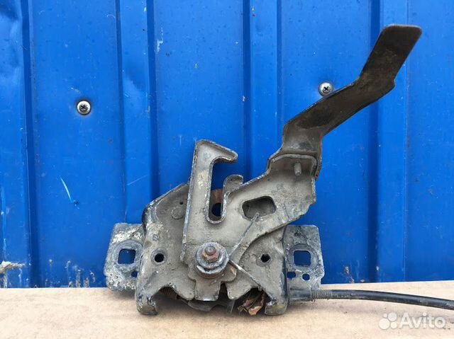 Замок капота Mazda Tribute 1 3.0 AJ 2001