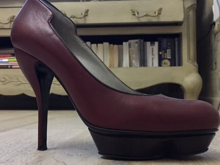 Туфли женские. nina ricci. 39 чётко