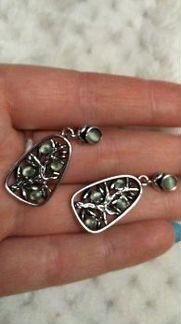 Серьги с зеленым деревом
