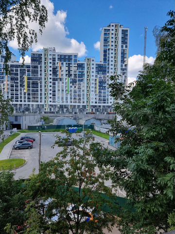 3-к. квартира, 57,2 м², 4/9 эт.
